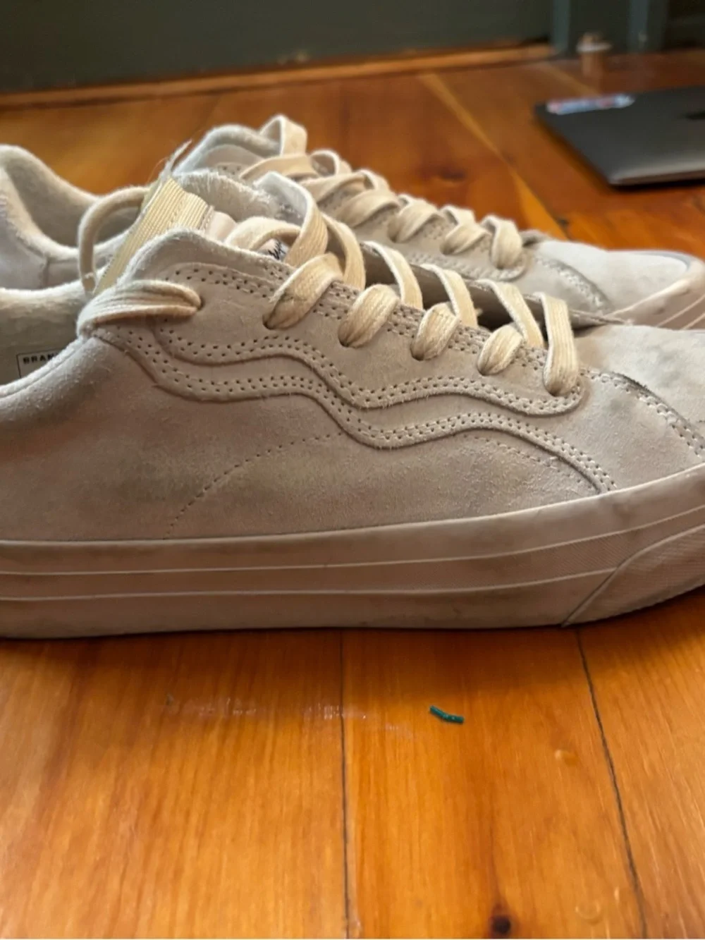 BRANDBLACK no-name suede Men's Low-Top LaceUp Sneakers in Cream 8.5 terry lining